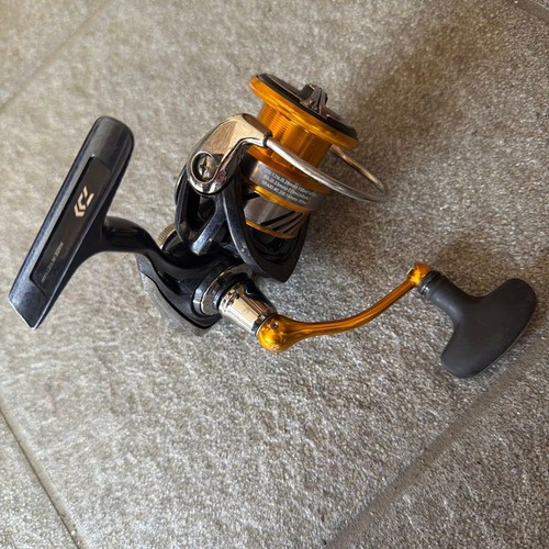 Moulinet toupie daiwa revros - toupie,