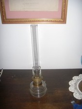 Lampe à pétrole ancienne