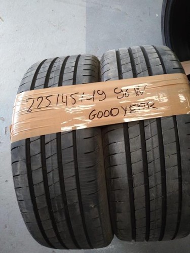 Pneu 225 r19 w - w, goodyear
