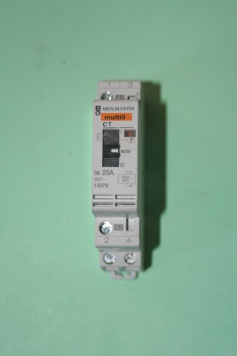 Contacteur commande manuelle - a,