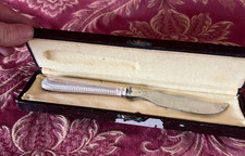 Couteau à fromage , manche