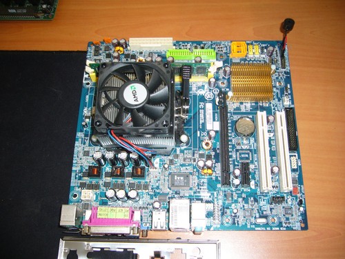 Carte mere gigabyte