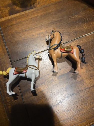 Disney tangled horses pair - horses,