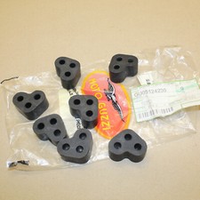 LOT DE 7 CAOUTCHOUC D