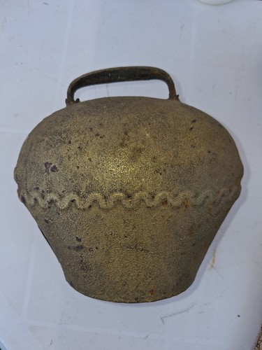 Grosse cloche sonnaille - , de