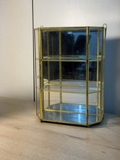 Vitrine de comptoir hexagonale