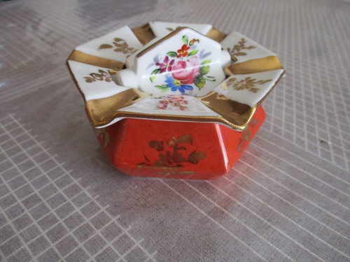 Cendrier original en - ,