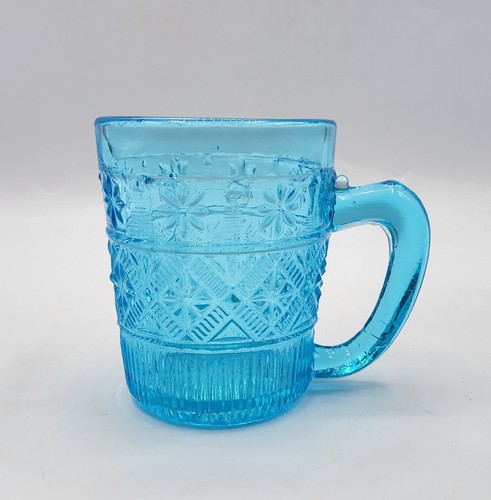 Tasse verre soufflé coloré