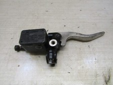 Maitre cylindre frein avant