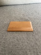 socle en bois brut  pour