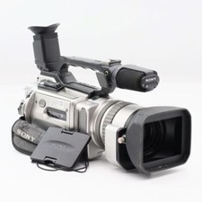 Sony DCR-VX2000 Handycam Camcorder 3 CCD Mini DV Digital Video Camera Silver