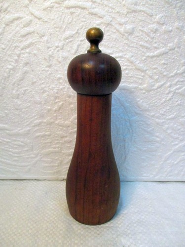 Cylindrical wooden pepper