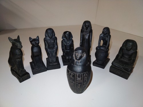 Statuette figurines - statuette,