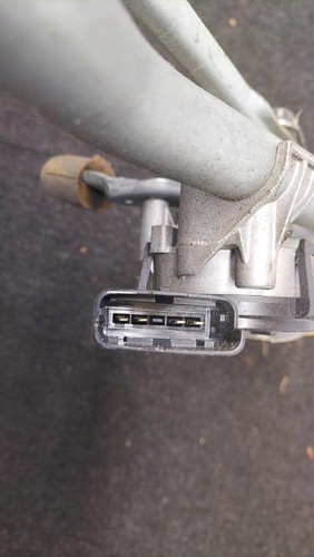 Moteur essuie glace avant