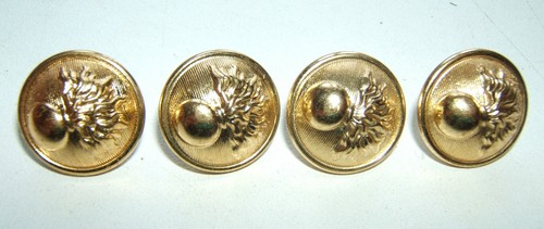Lot boutons dores - 4,