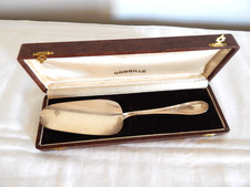 ANTIQUE GOLD METAL PIE SHOVEL with box