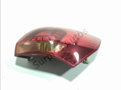 Feu arriere droit 924021p200 - arriere,