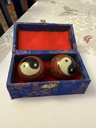 Deux boules chinoises - deux, de