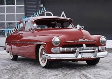 Photo Mercury Eight 1950 Rouge