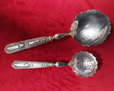 COUVERTS DE SERVICE à FRAISE, CUILLERE, PELLE à SUCRE,  MANCHE en ARGENT Minerve