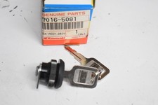 Serrure de casque origine