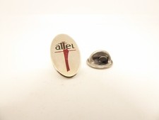 PIN'S PINS PIN BADGE  -ATTEL  - PROTHESE - MATERIEL MEDICAL -