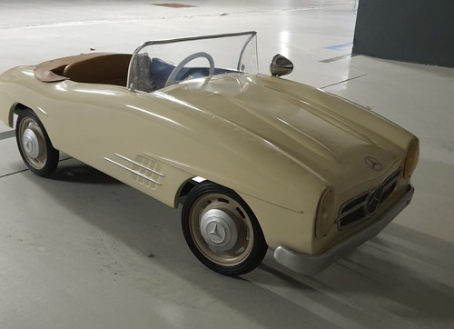 Voiture pédales mercedes - à,
