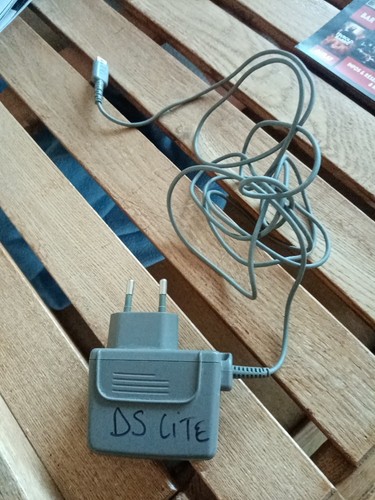 Chargeur officiel nintendo - chargeur, ds