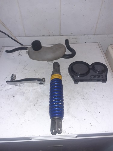 Lot pièces divers nitro - nitro, aerox