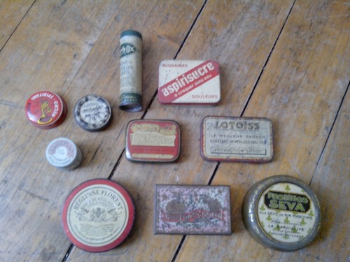 Lot anciennes boites tole - anciennes,