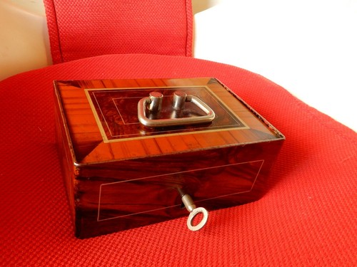 Boîte caisse fer en - boÎte,