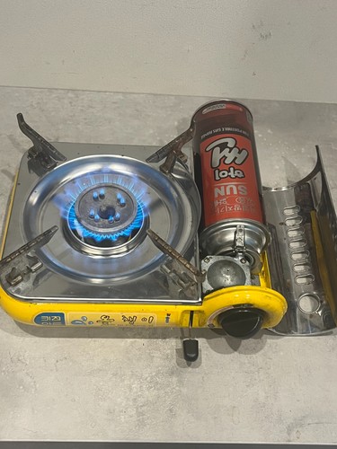 Poêle gaz butane - à,