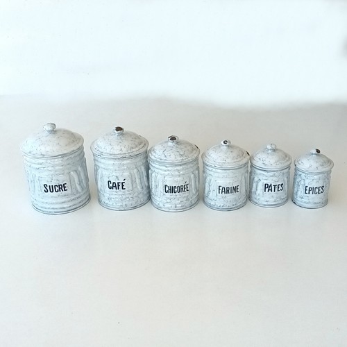 Série anciens pots à - 6,
