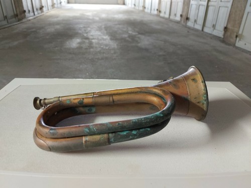 Ancien clairon militaire - militaire,
