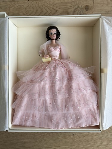 Barbie the pink silkstone - barbie,