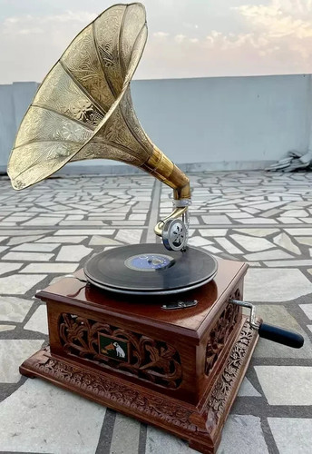 Ancien gramophone phonographe