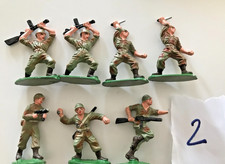 figures LOT SOLDIERS 1/32 military WW2 genre QUIRALU STARLUX hard plastic