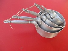 DINETTE EN ALUMINIUM MARTELE JOUET ANCIEN