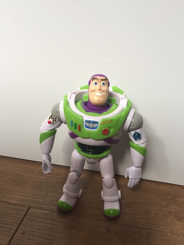 Buzz eclair figurine - buzz,