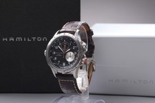 [Exc+5 avec boîte] Montre