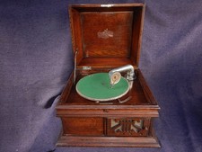 Antique tabletop gramophone NIPPONOLA, Nippon Phonograph Company,