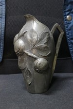 ancien piquet en etain ART