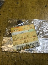 1 bouchon pied bielle kawasaki