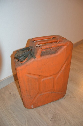 Jerrican anglais marqué - , 1944
