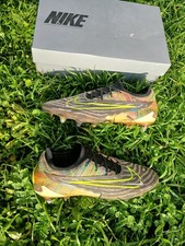 Fusion link crampons Nike