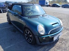 Mini Cooper S Cabrio Sidewalk Édition R52 Pour Pièces - Un Boulon De Roue