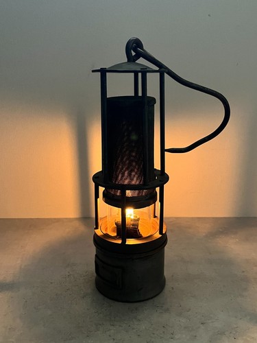 Ancienne lampe mineur - lampe,