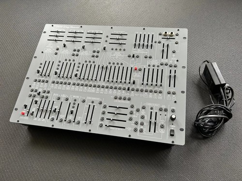 Behringer 2600 gray meanie - behringer,