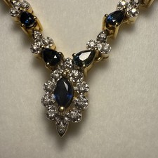 Collier En Or 750/1000 18 Carats 9 Saphirs Et Éclats De Diamants 11,39 Grammes