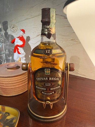 Chivas regal whisky scotch - regal,